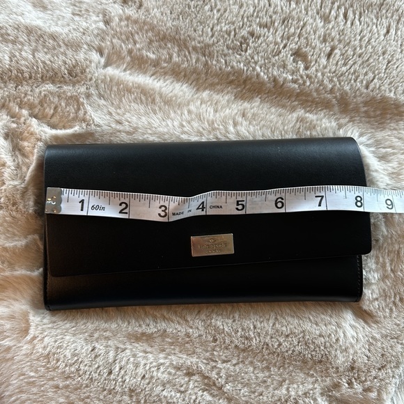 Kate spade small clutch - Picture 7 of 9